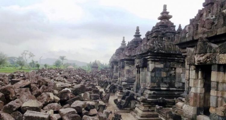 keruntuhan-kerajaan-kutai-6926302