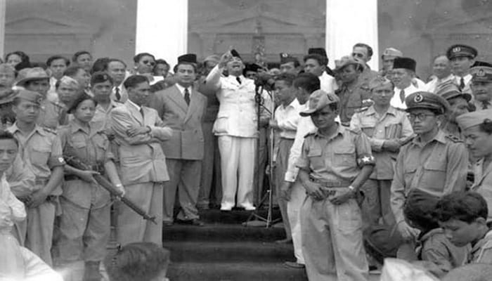 perkembangan-kepemimpinan-politik-8507269