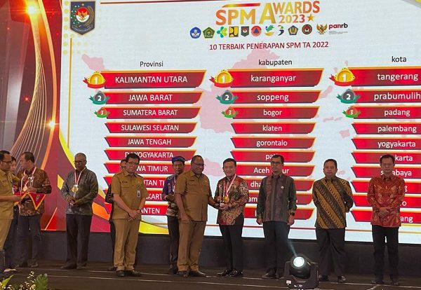 penghargaan-jabar-2162623-7923921-jpg