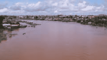 sungai-terdalam-di-indonesia-6290641-8961059-png