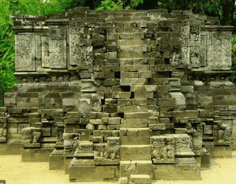candi-surawana-3063397