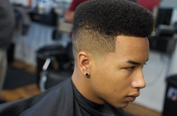 pentingkah-mengikuti-trend-gaya-rambut-untuk-mengembangkan-barbershop-2169277