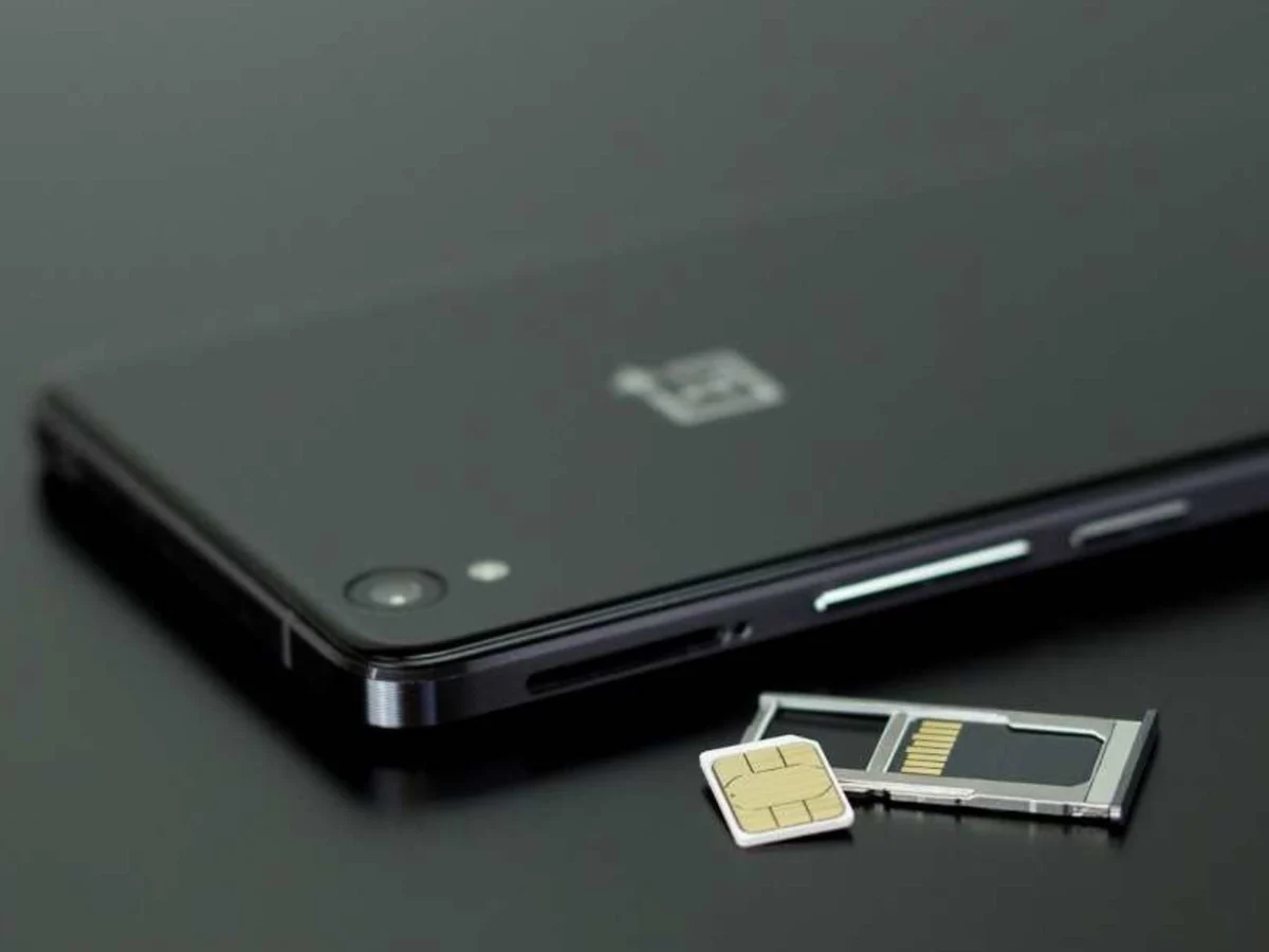 sim-card-tidak-terbaca-pastikan-terpasang-dengan-benar-1494949