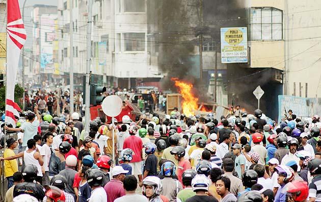 interaksi-sosial-disosiatif-4455126-5250254-jpg