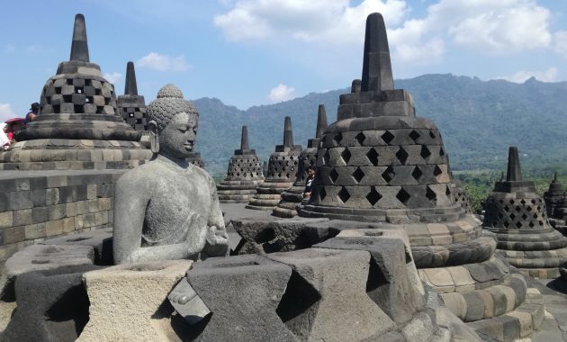 candi-borobudur-630x380-2641062