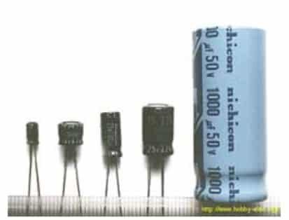 electrolytic-capacitor-3114088