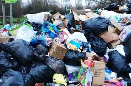 rubbish-9567412