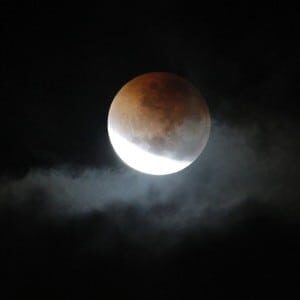 gerhana-bulan-300x300-2380132