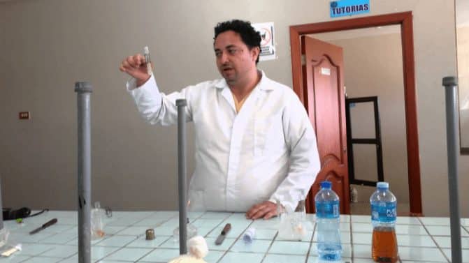 metanol-dan-bensin-4614927-4752989-jpg