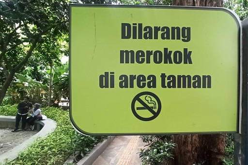 iarangan-r0k0k-5068160-1495484-jpeg