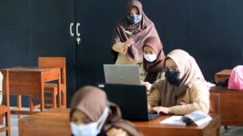 sekolah-tatap-muka-3345876-5070505-jpg