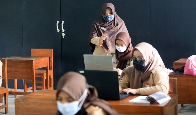 sekolah-tatap-muka-3345876-5070505-jpg