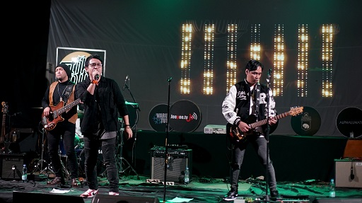 ranger-band-2258890-9172975-jpeg