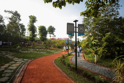 bukit-mbah-3700132-8829551-jpeg