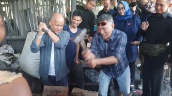 ilham-ok-9867914-6777596-jpg
