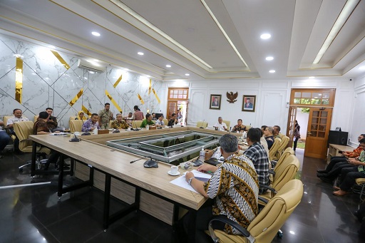 rapat-1337935-4147066-jpeg