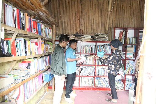 taman-baca-5065569-3144311-jpeg
