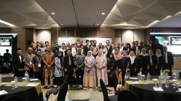 fisip-universitas-sangga-buana-ypkp-gelar-seminar-internasional-1st-international-conference-of-business-administration-communication-icobac-2024-1024050-7361567-jpeg
