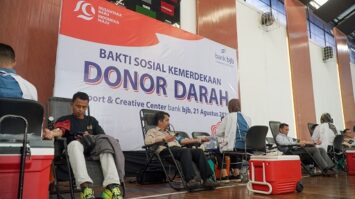 rayakan-hut-ri-ke-79-bank-bjb-gelar-donor-darah-9775789-8819530-jpeg