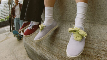 authentic-lowpro-2-2972721-1798876-jpg