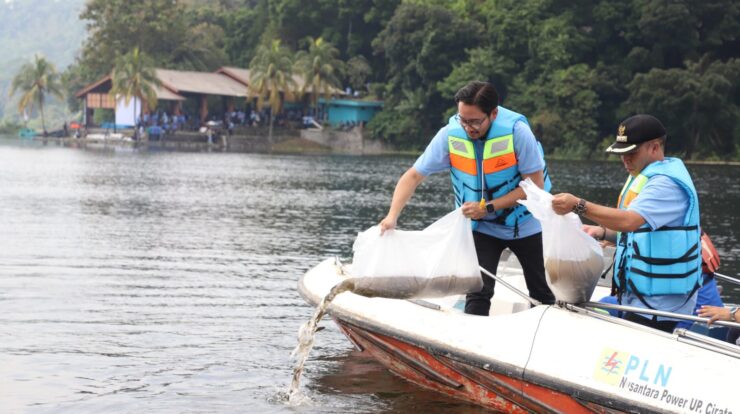 1001071493-scaled-8475357-4286522-jpg