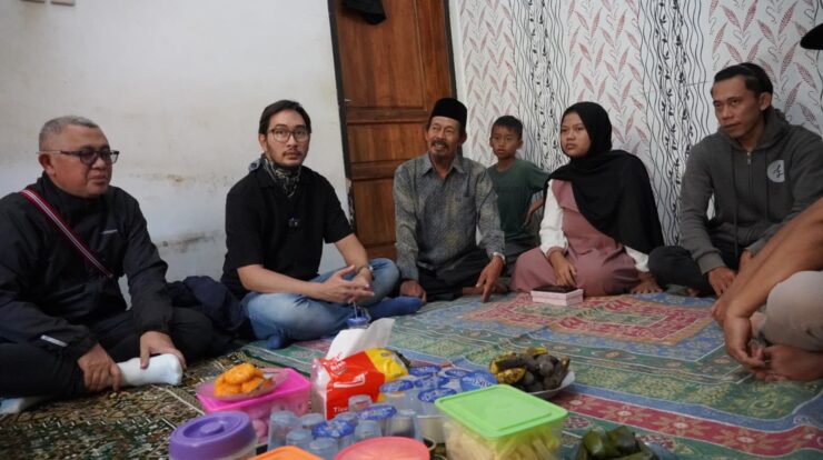 1001100794-5279705-5456799-jpg