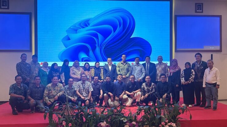 1001165682-7971480-6833908-jpg