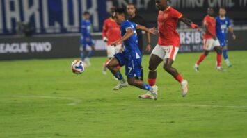 1001276504-9799795-2515003-jpg