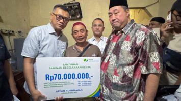 duka-mendalam-ojol-affan-kurniawan-meninggal-saat-sedang-mencari-nafkah-3282357-4659403-jpeg