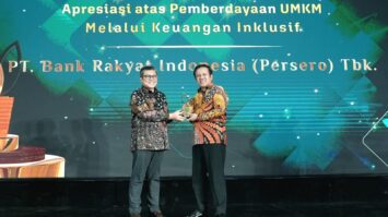 konsisten-layani-keuangan-inklusif-bri-peroleh-anugerah-ekonomi-hijau-atas-pemberdayaan-umkm-2994919-6700418-jpeg