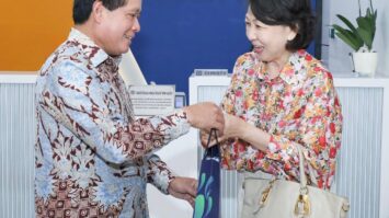 peringati-hari-pelanggan-nasional-direksi-bri-sapa-langsung-nasabah-di-beberapa-daerah-6983547-4891261-jpeg
