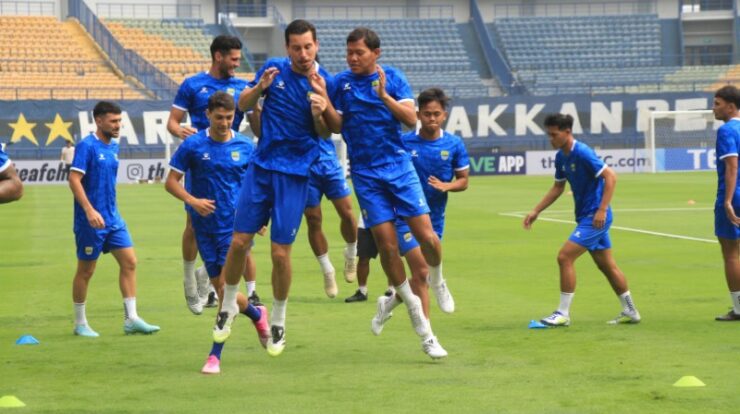 1000909567-6438083-2716329-jpg