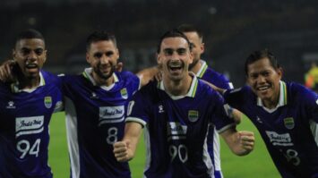 1000911001-6199580-4445804-jpg