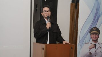 1001370893-4336996-4734966-jpg