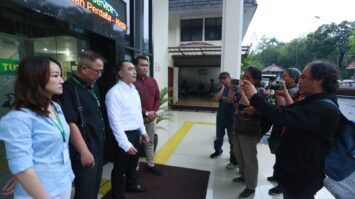 56938-1558969-8019261-jpg