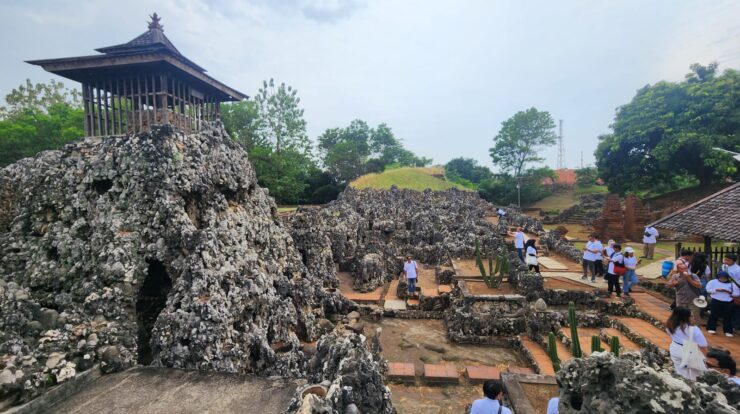 disparbud-jabar-kembangkan-wisata-jalur-kereta-melalui-program-west-java-railway-heritage-1499945-1681247-jpeg