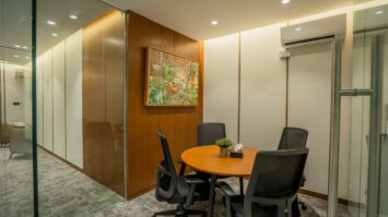 resmikan-privilege-lounge-di-bandung-bmoney-tegaskan-komitmen-platform-investasi-berkelanjutan-8133398-4632162-jpg