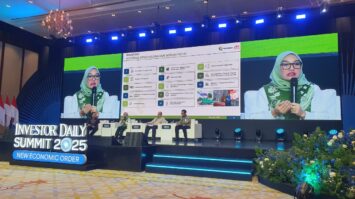 wamenkop-farida-farichah-di-investor-daily-summit-2025-4374486-5821201-jpeg
