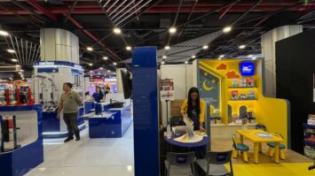 pameran-6637720-7550491-jpeg