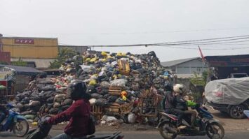 titiksampah-8870590-5705992-jpeg