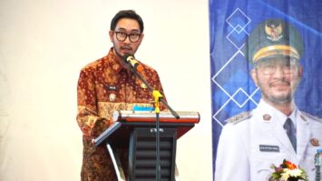 1001408124-8118111-5111366-jpg