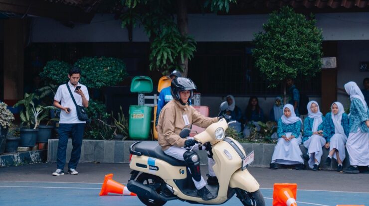 anti-kendor-yamaha-terus-konsisten-gaungkan-edukasi-safety-riding-untuk-generasi-muda-lewat-program-y2c-4561099-8085500-jpeg
