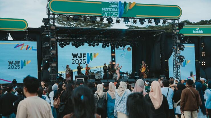 antusiasme-pengunjung-meriahkan-west-java-festival-bank-bjb-hadirkan-dukungan-penuh-6648944-7329731-jpeg