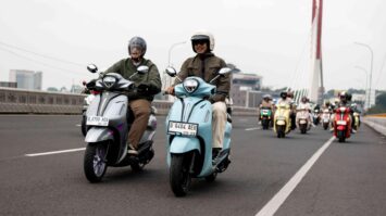art-brew-vibes-stylish-on-the-road-bikin-riding-semakin-aesthetic-scaled-9518283-6328919-jpeg