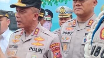 ft-c-1-3637027-4403754-jpg