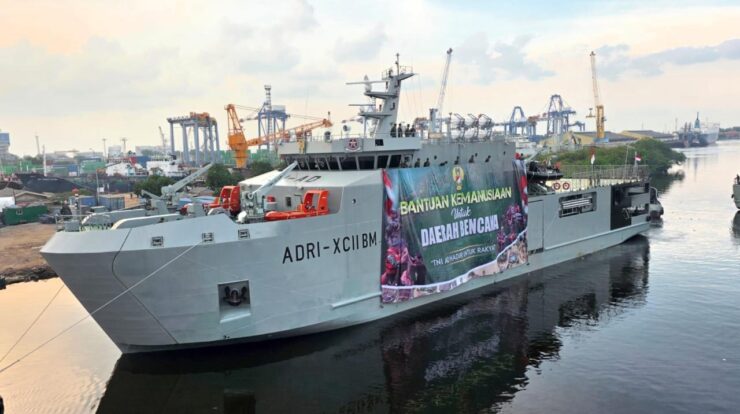 jalankan-instruksi-prabowo-tni-ad-kerahkan-logistik-skala-besar-ke-aceh-sumut-sumbar-9738454-1012933-jpeg